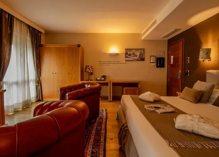 Paradise Hotel&Wellness